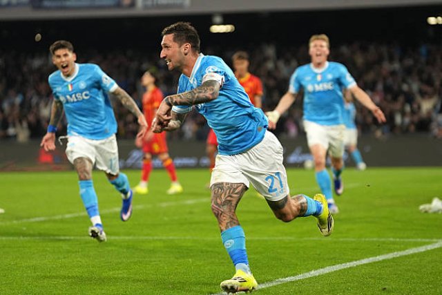 Napoli Turns the Tables on Lecce and Achieves a Valuable Victory in Serie A