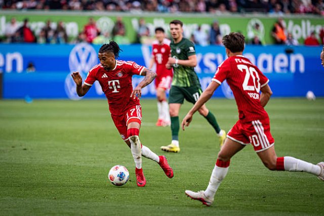 Olise Leads Bayern Munich to Victory Against Wolfsburg