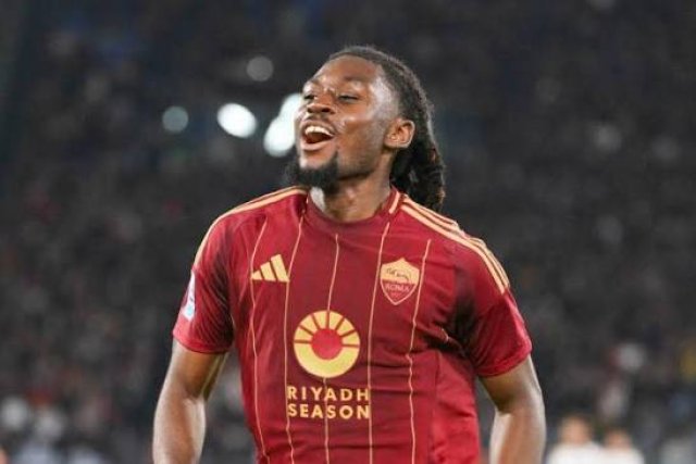Manchester United Eyeing Move for Manu Kone from Roma