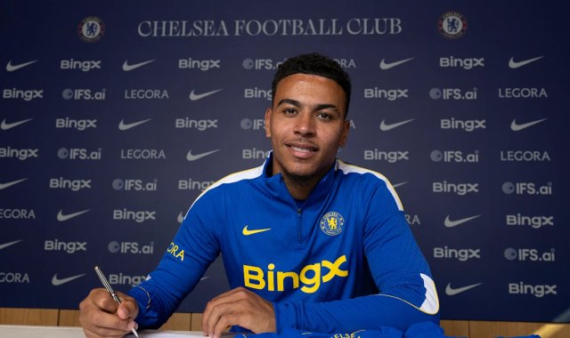 Chelsea Signs Morgan Rogers Until 2033