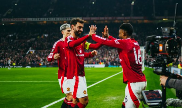 Manchester United achieves its first victory in the European League