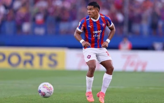 Diego Leon Approaches Transfer to Manchester United