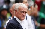 ديشامب يحسم موقفه من الاعتزال